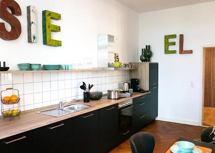 Lio Design Balkon Netflix Parken Lägenhet