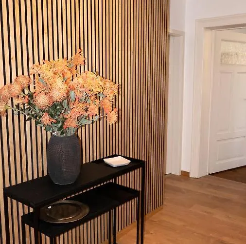 Lio Design Balkon Netflix Parken Lägenhet *